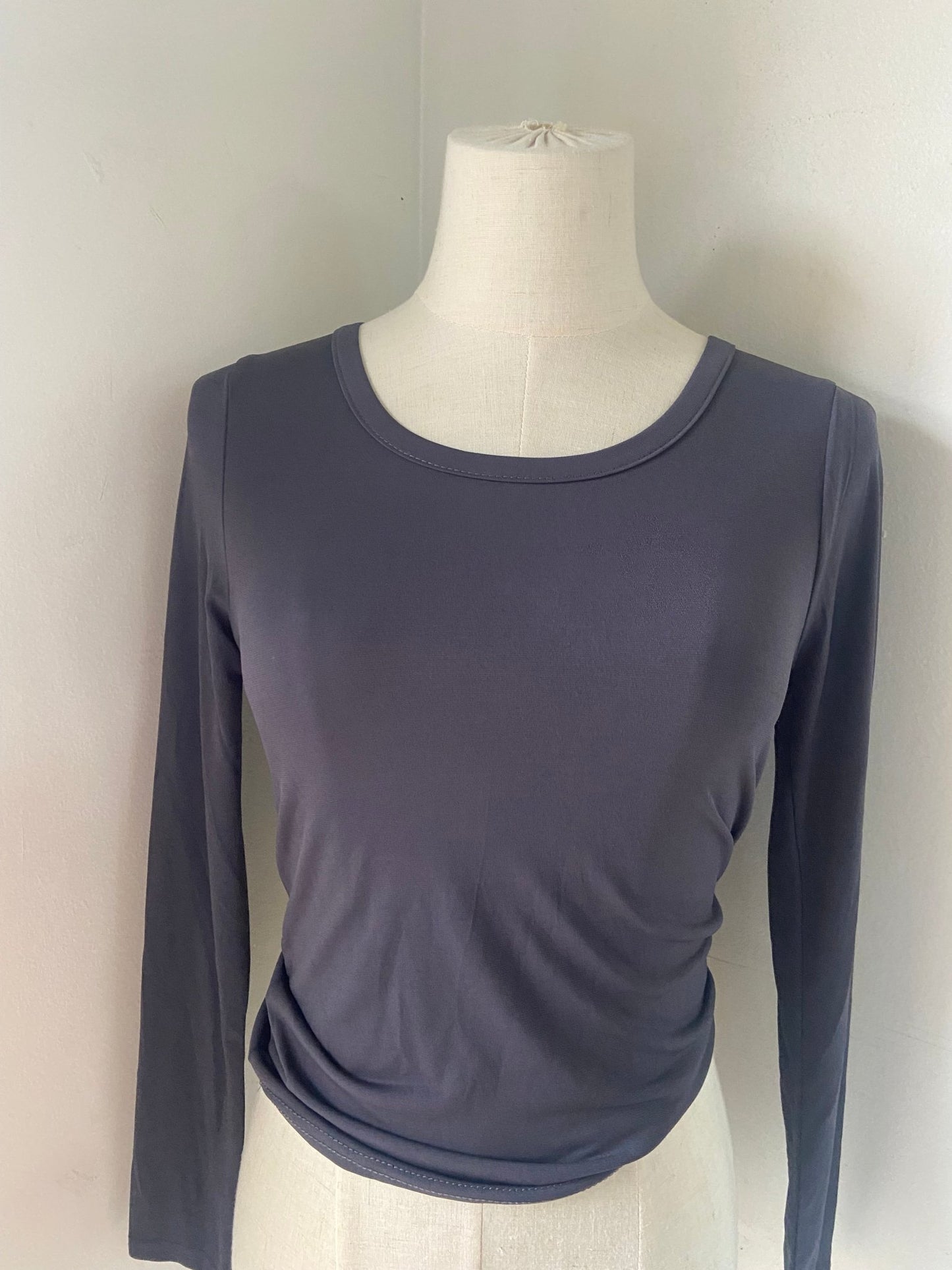 Charcoal Grey Longsleeve (s) - The Preloved Wardrobe