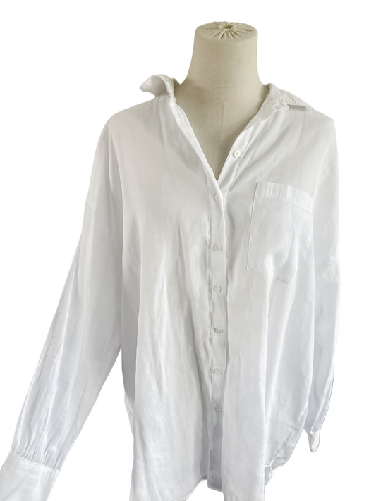 Decjuba Button up Shirt (M/L)