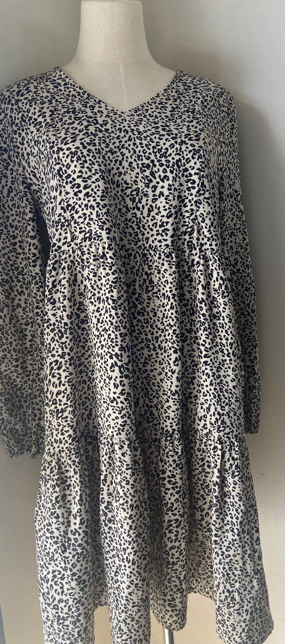 Addison Maternity Tiered Dress - The Preloved Wardrobe